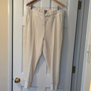 GAP Cream Waffle-Knit Jogger Sweatpants